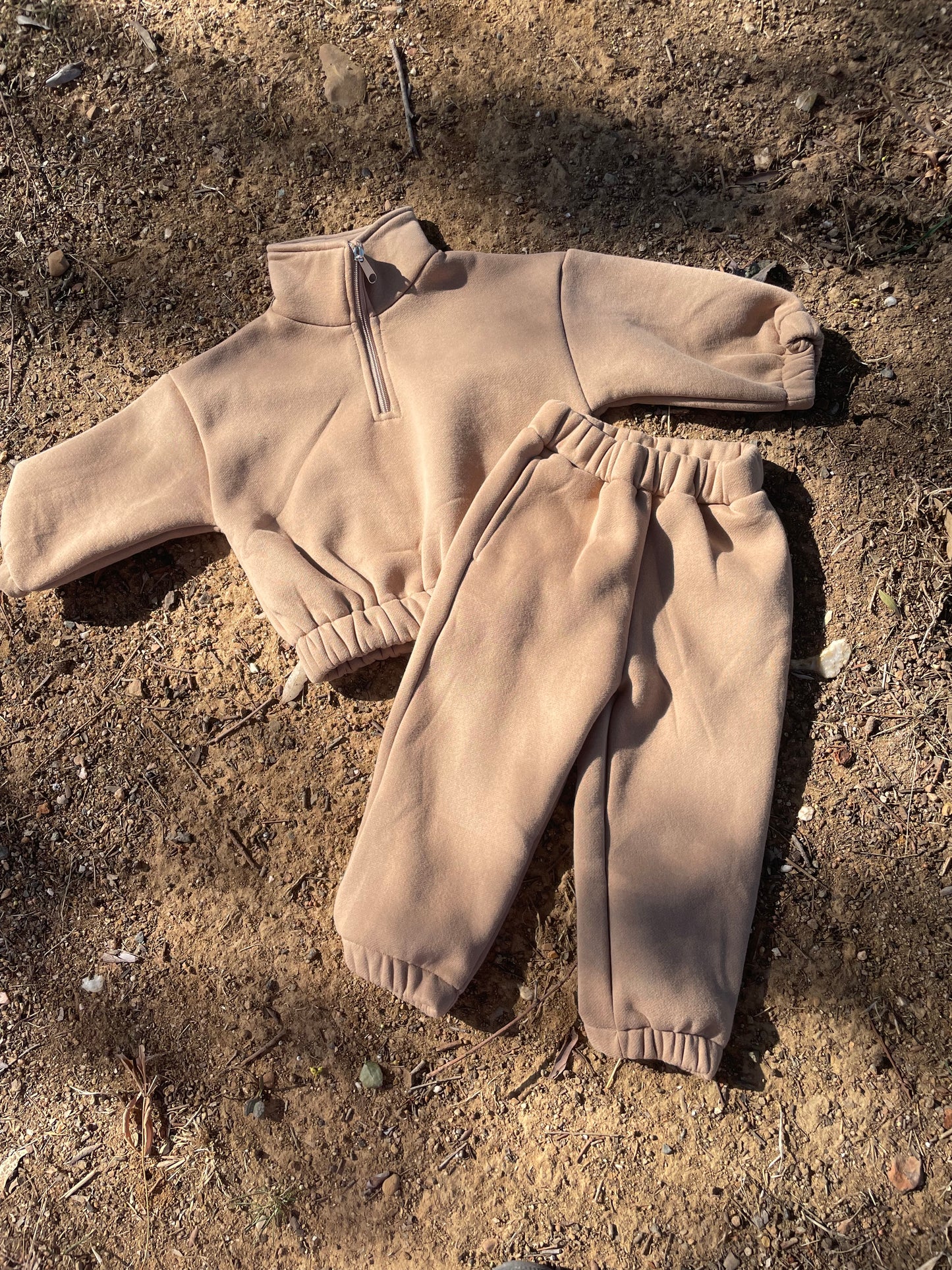 Red dust tracksuit set