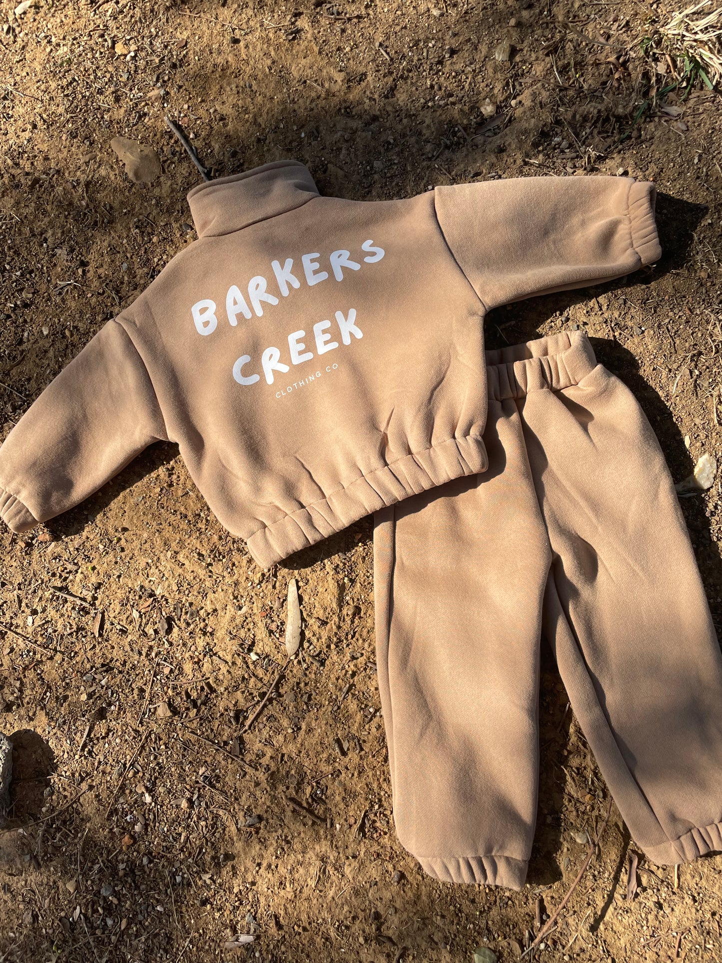 Red dust tracksuit set